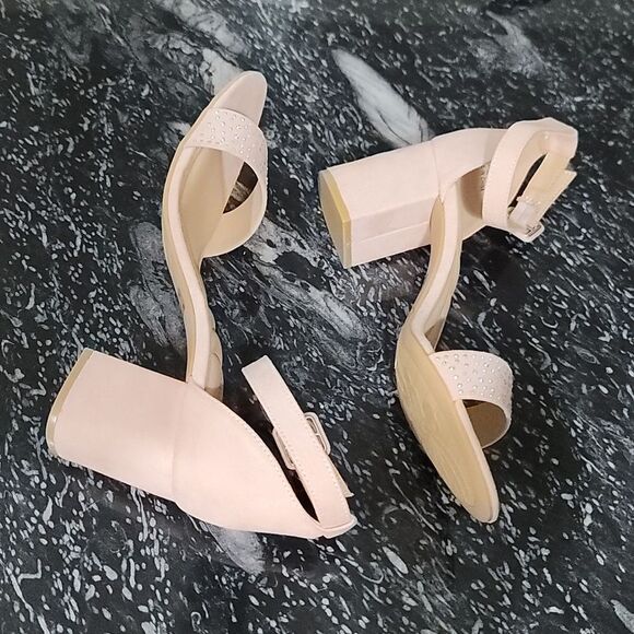 BRAND NEW CL BY LAUNDRY RHINESTONE ADJUSTABLE ANKLE STRAP BLOCK HEEL SANDAL - Picture 8 of 16